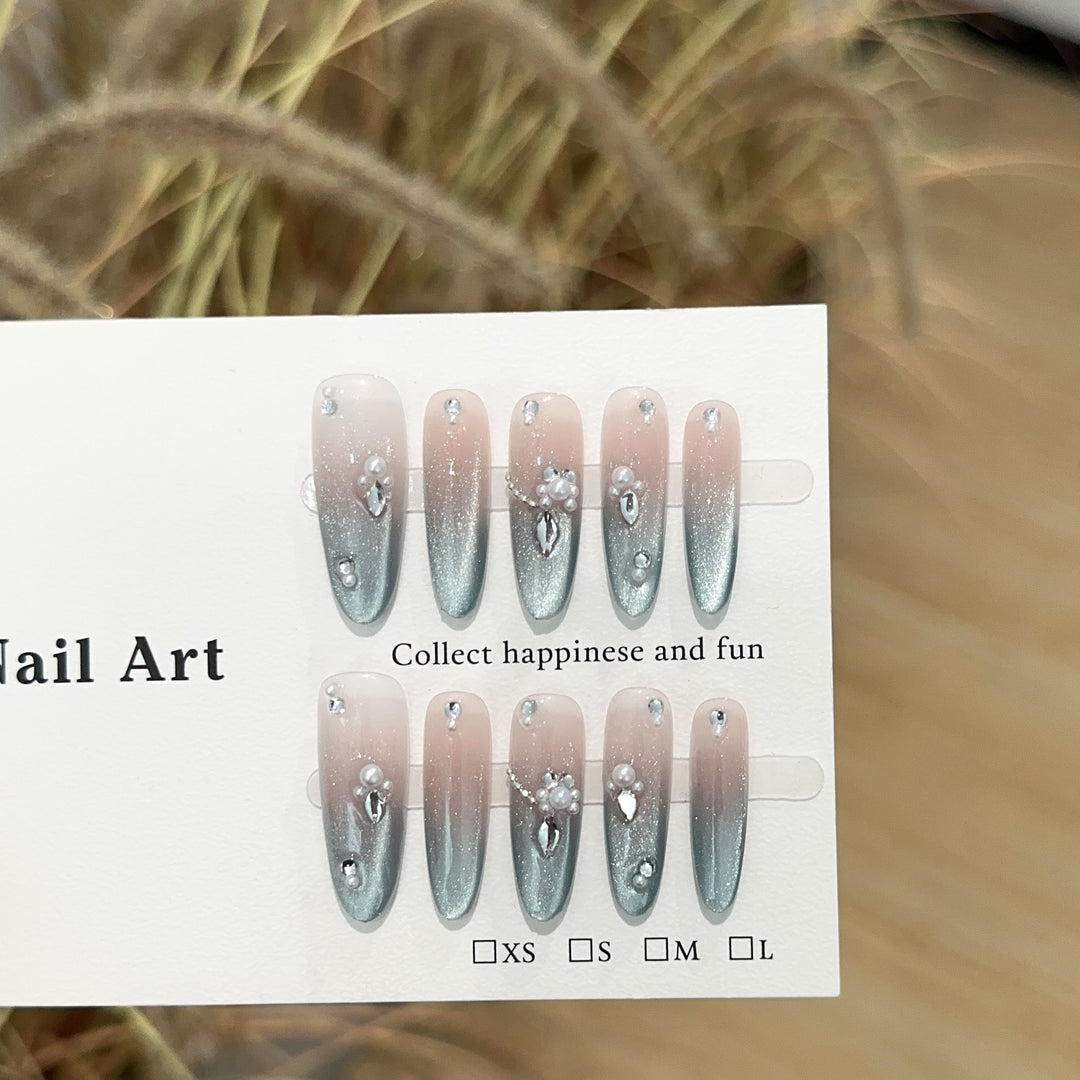 Elegantes gradient Nagelkunst Set zum Aufkleben