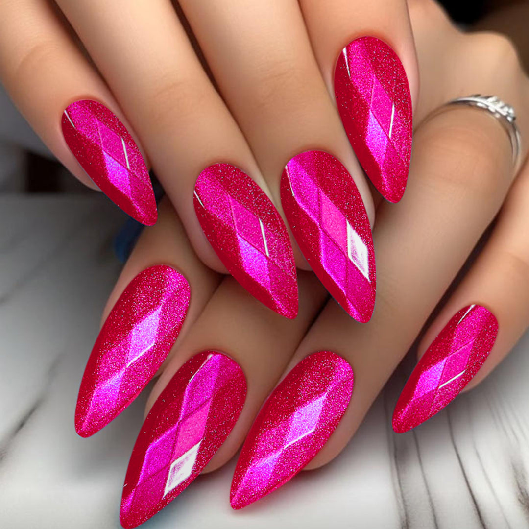 Glamouröse Stiletto-Nagelkunst-Erweiterungen Karnz