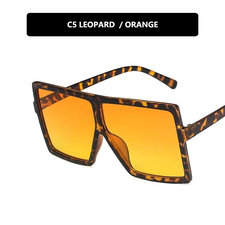 Damen moderne oversized Sonnenbrille mit transparentem Rahmen und stilvollen Gläsern Karnz