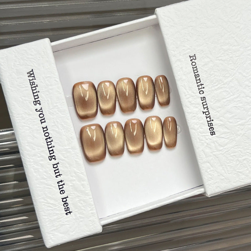 Elegantes Press-On Nagelset mit glänzendem Finish