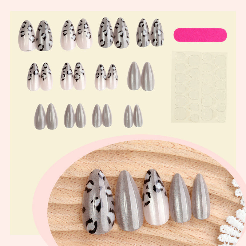 Chic Leopard Print Press-On Nail Set Karnz