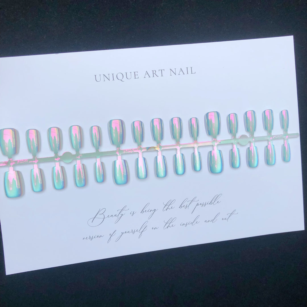 Iridescent Press-On Nagelkunst Set