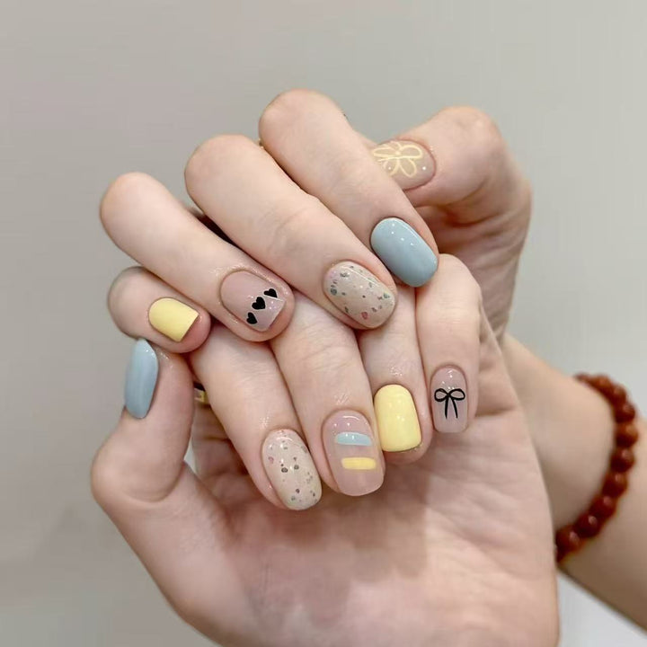 Kreative Nagelkunst Design Kollektion Karnz