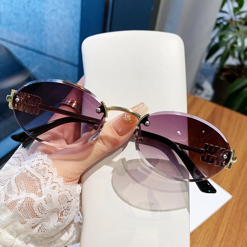 Damen modische Sonnenbrille im eleganten ovalen Design Karnz