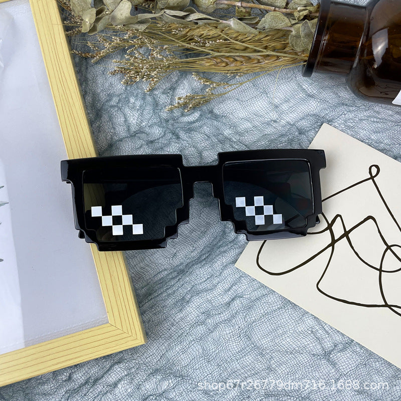 Fette geometrische Shield-Sonnenbrille Karnz