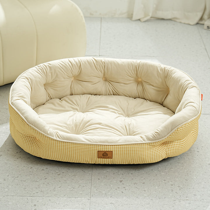 Elegantes Rüschentierbett
