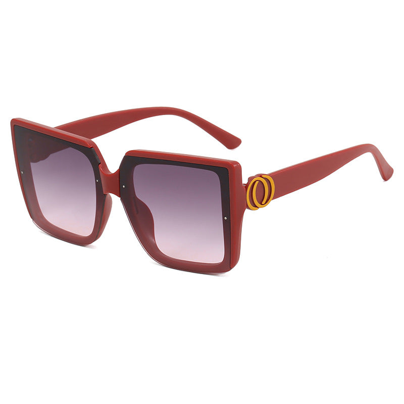 Damen quadratische Sonnenbrille mit einzigartigem Reifenelement Karnz