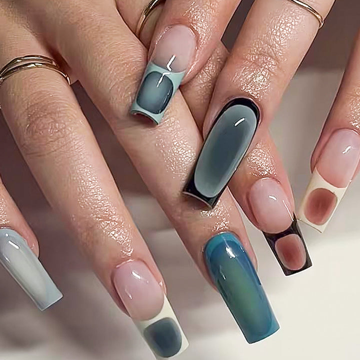 Kunstnagelset mit stilvollen Farbverlaufseffekten Karnz
