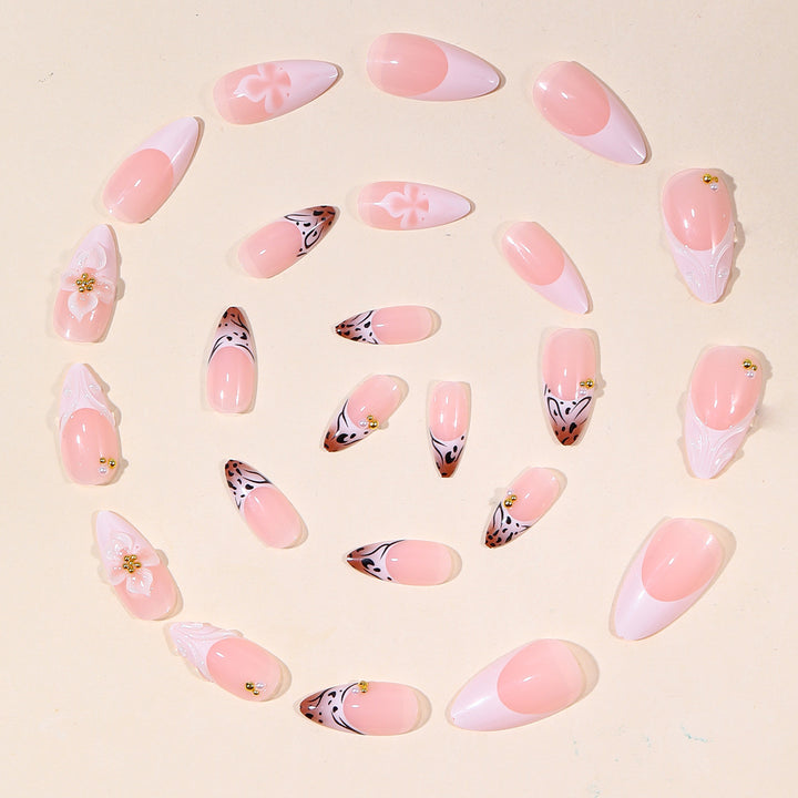 Artistic Nail Art Karnz