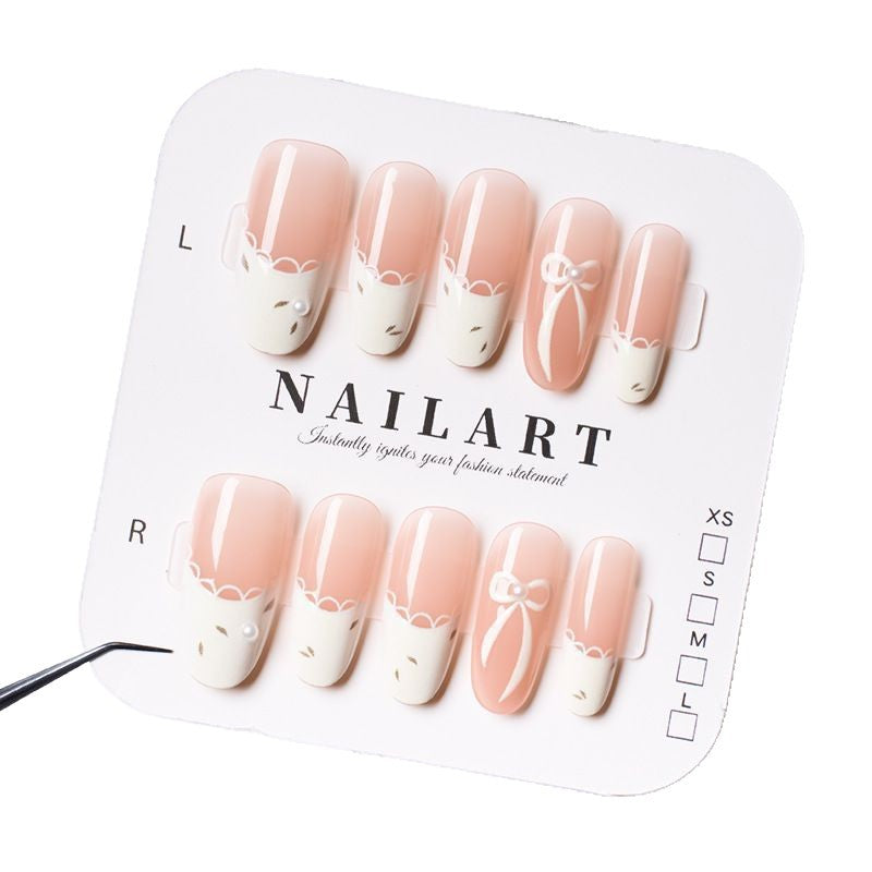 Press-On Nail Art Set mit elegantem Bogen und French Tip Design Karnz