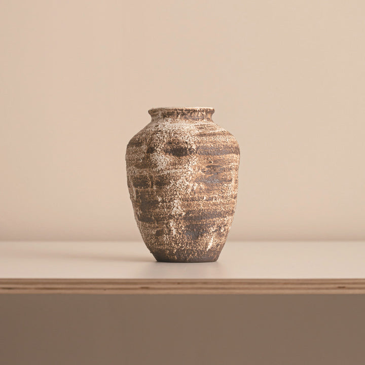 Rustikale strukturierte Keramik-Blumenvase