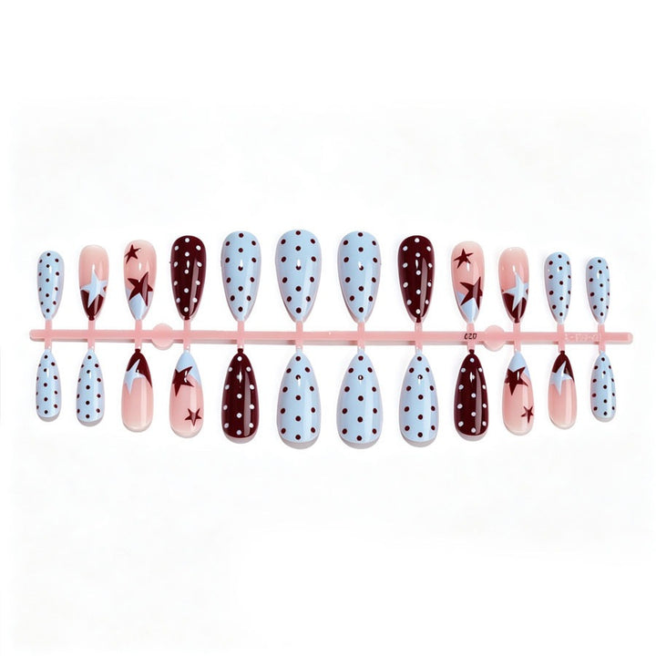 Kunstnagelset mit kreativem Punkt- und Sternen-Design Karnz