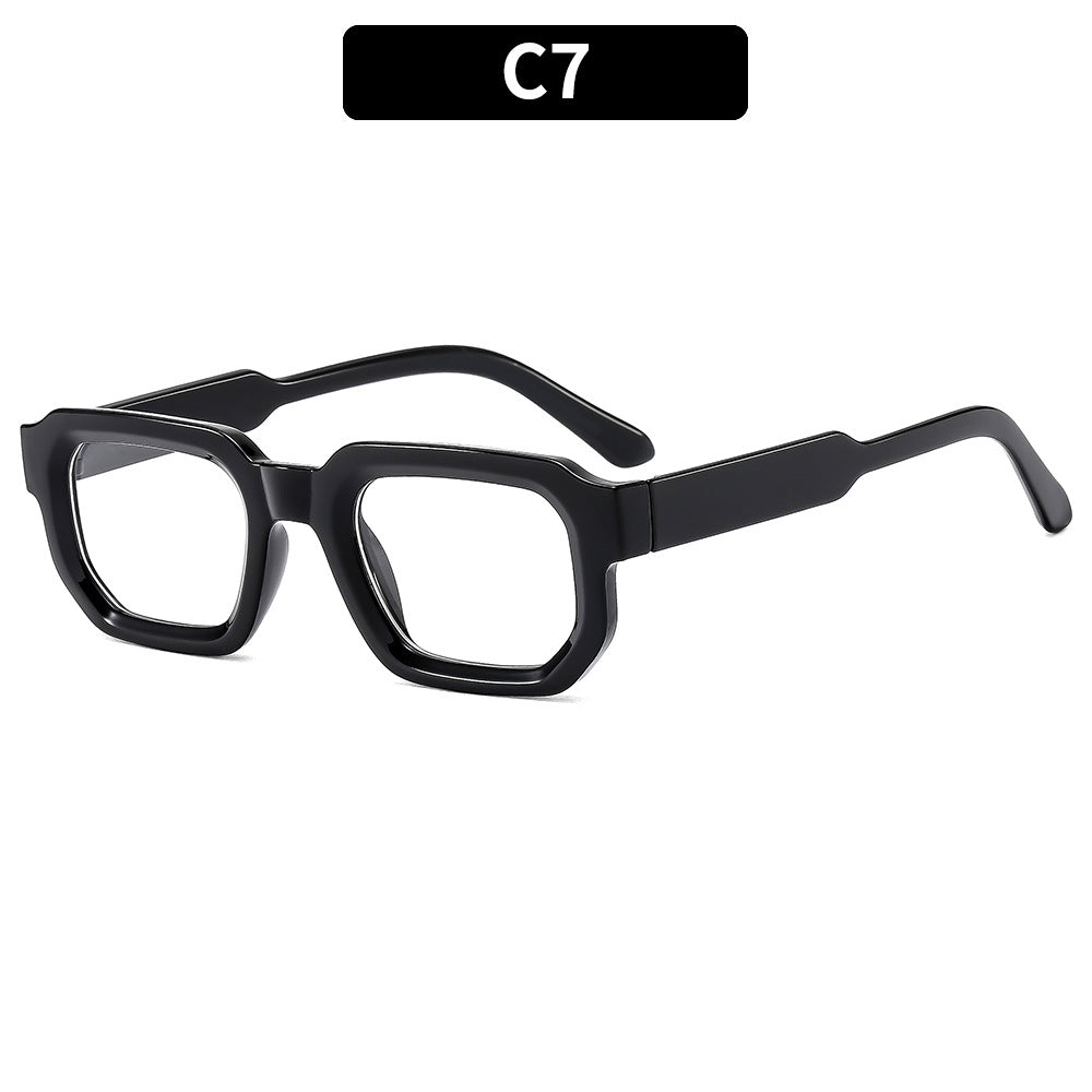 Stylische winkelige geometrische Sonnenbrille