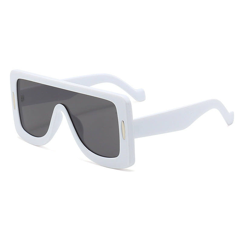 Damen Oversized Sonnenbrille im modernen Bauhaus-Stil Karnz