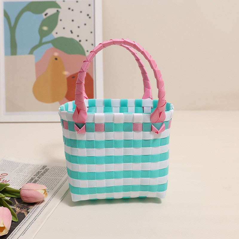 Damen Handtasche aus geflochtenem Kunststoff mit fröhlichem Muster Karnz