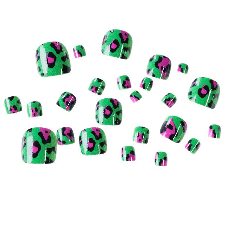 Kreative Tiermuster Nagelkunst Karnz