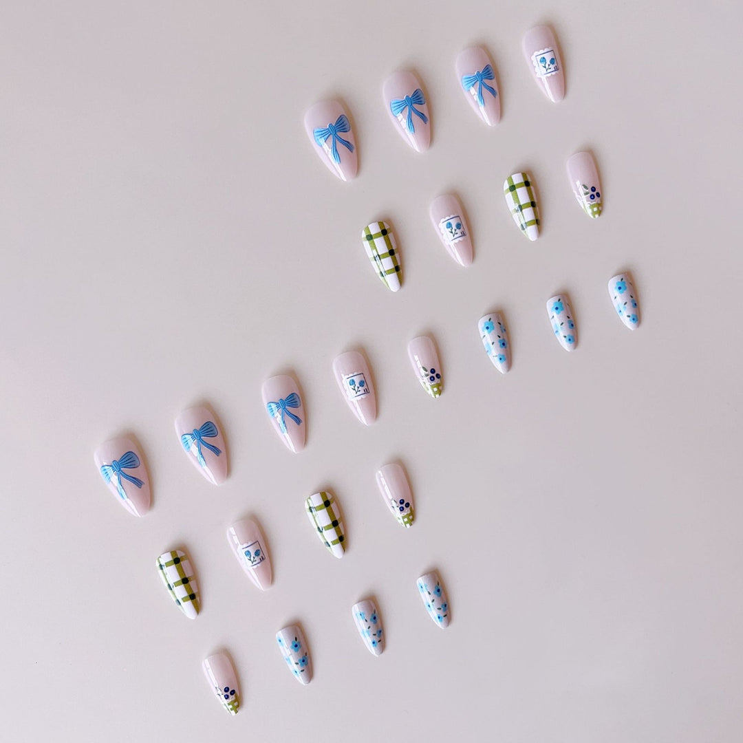 Künstliches Nageldesign Karnz