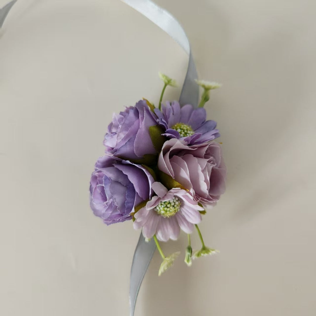 Elegante Blumen-Korsage