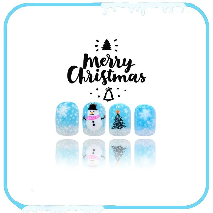 Kunstnagelset mit winterlichen Motiven und festlichen Akzenten Karnz