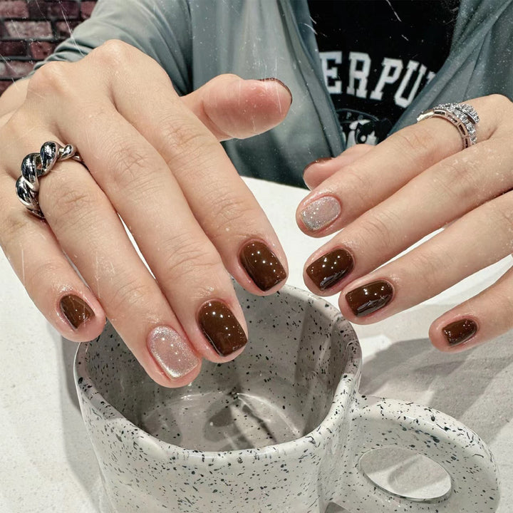 Elegante und kreative Nagelkunst Karnz