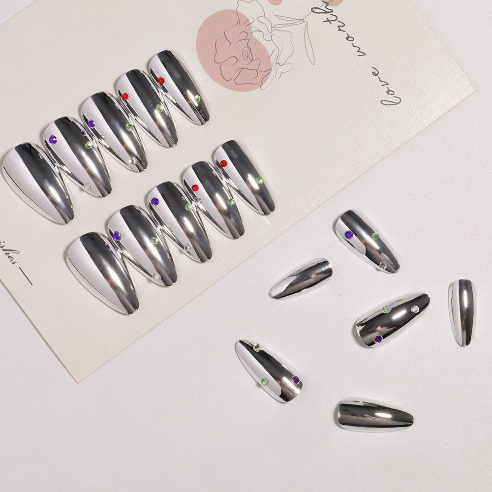 Glamouröse Metallic Press-On Nagelset Karnz