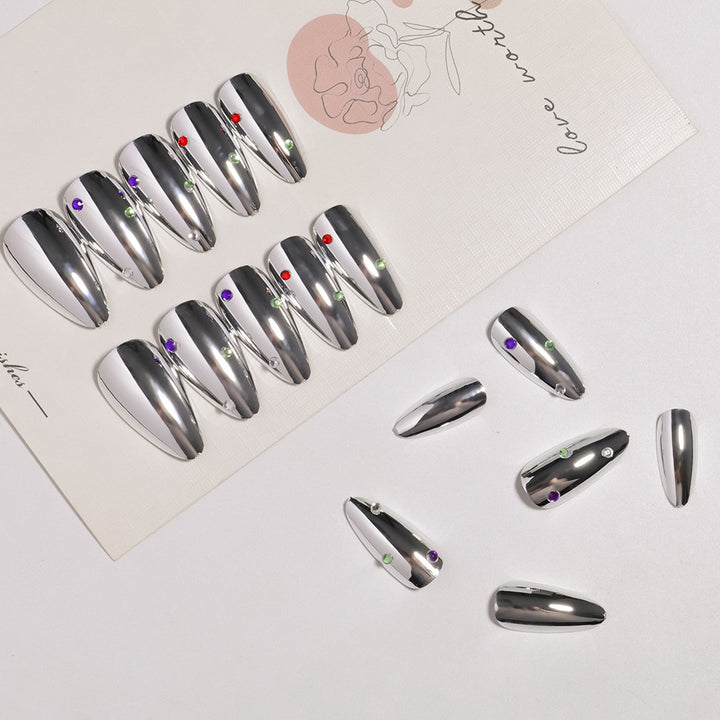 Glamouröse Metallic Press-On Nagelset Karnz