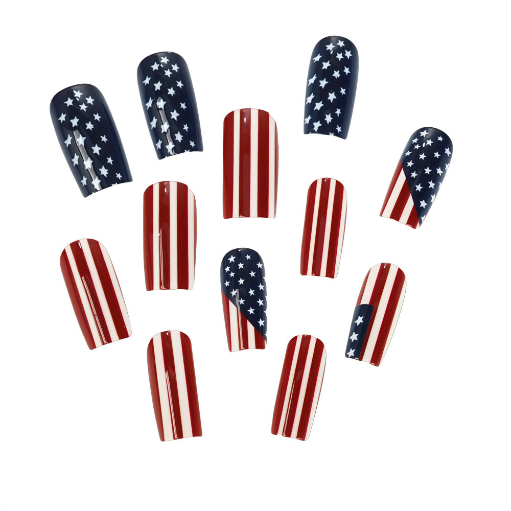 Kunstnägel mit amerikanischem Flaggen-Design Karnz
