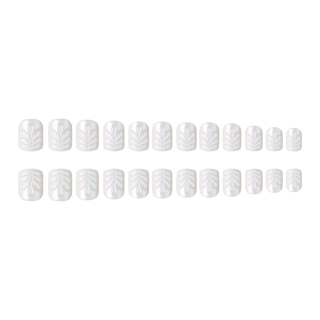 Elegantes strukturiertes Nageldesign Karnz