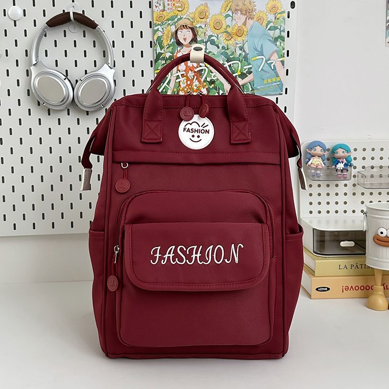 Moderner Rucksack mit Stylischem Design und Praktischen Fächern Karnz