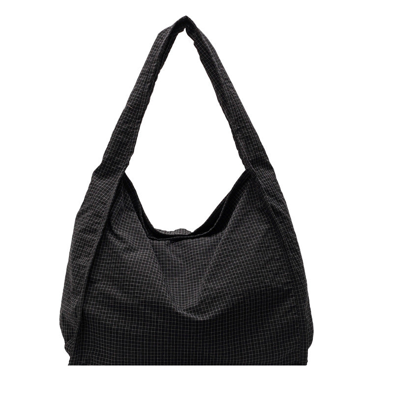 Texturierte Alltags-Hobo-Tasche Karnz