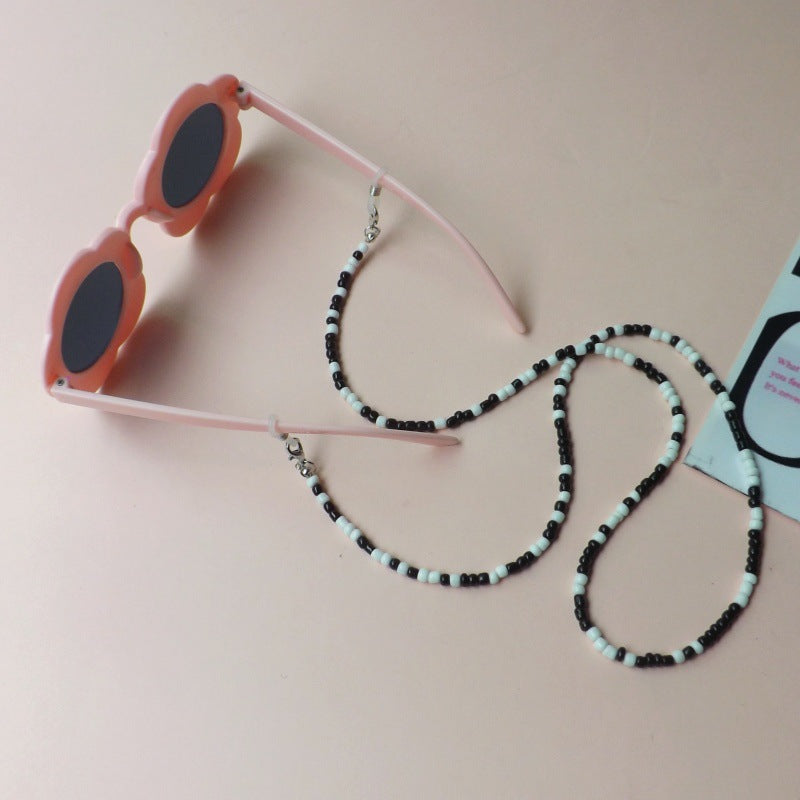 Sonnenbrille mit Modischem Perlenband Karnz