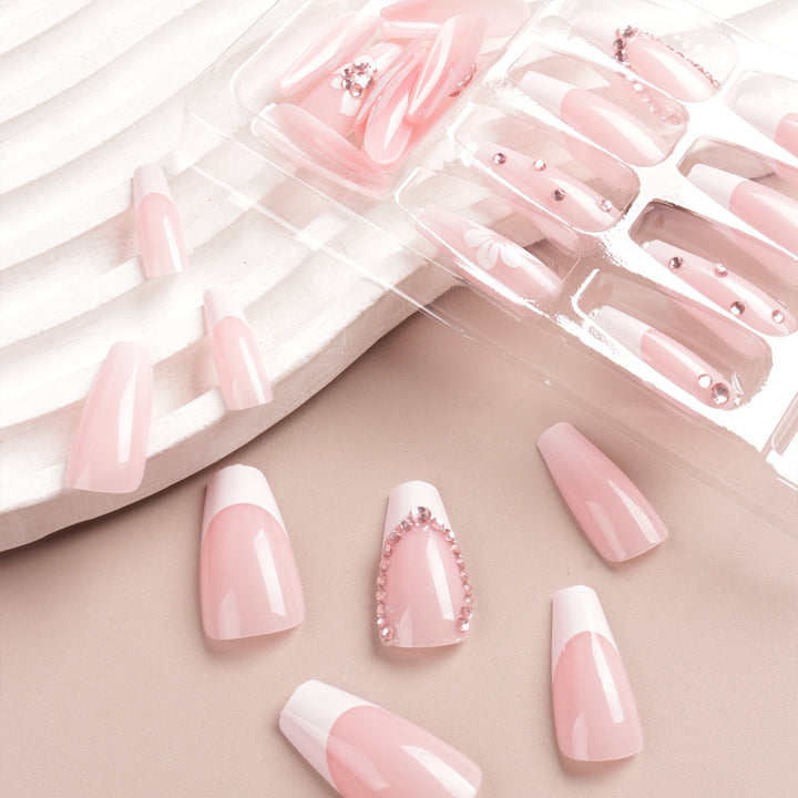 Blumenverzierte Press-On-Nagelspitzen Karnz