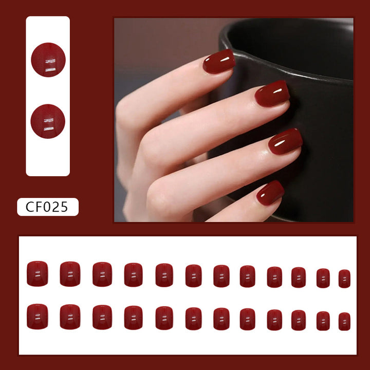 Glänzendes Press-On-Nagelset Karnz
