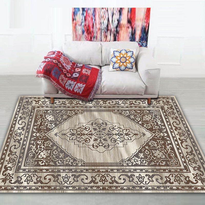 Dekorativer orientalisch inspirierter Teppich