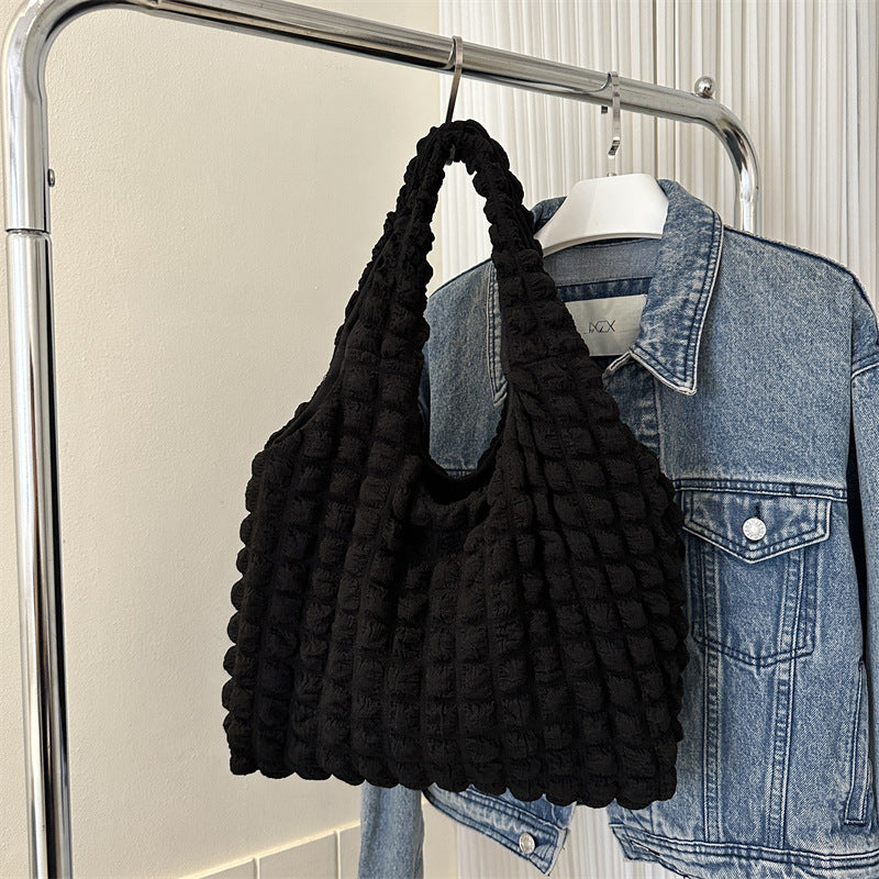 Texturierte Strick-Hobo-Tasche