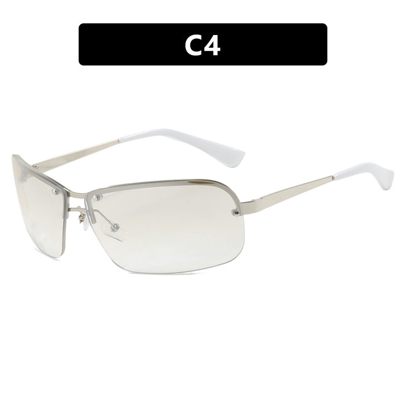 Damen Sonnenbrille mit großen, eleganten Gläsern und einem modernen Metallrahmen Karnz