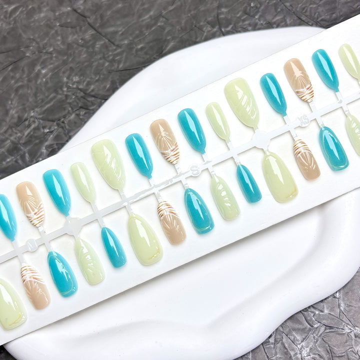 Strand-inspiriertes Press-On Nagelset
