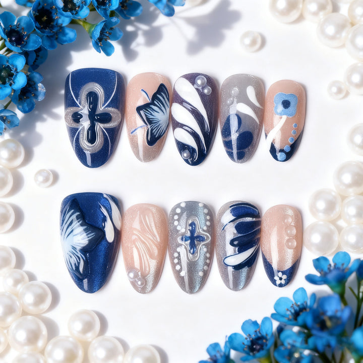 Künstlerisches Blumen Press-On Nageltips Set Karnz