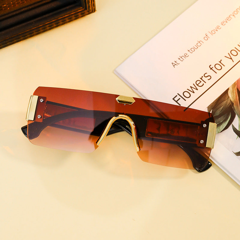 Damen geometrische Statement-Sonnenbrille Karnz