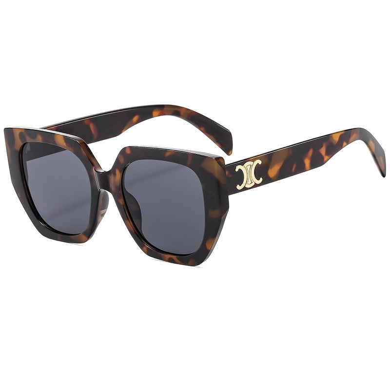 Damen Statement-Sonnenbrille mit glamourösem Rahmen Karnz