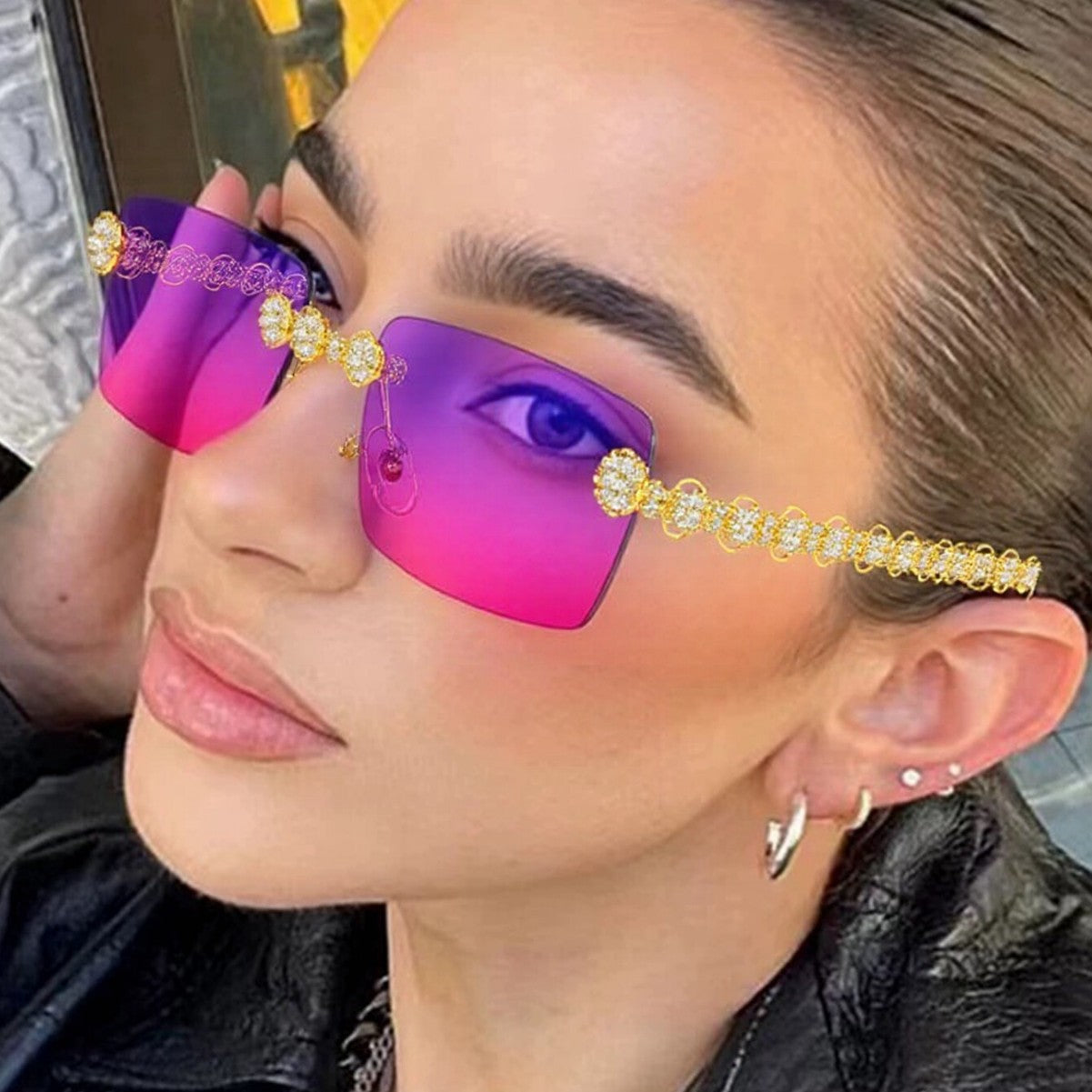 Damen Designer-Sonnenbrille mit funkelndem Rahmen und rechteckigem Glas Karnz