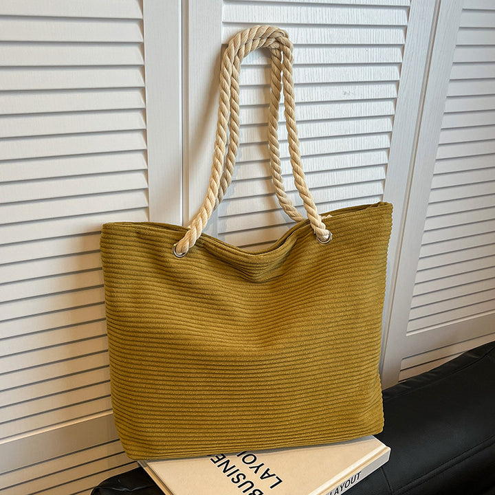 Stylische strukturierte Strandtasche Karnz