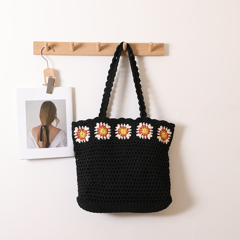Damen Handgefertigte Tragetasche mit floralen Applikationen Karnz