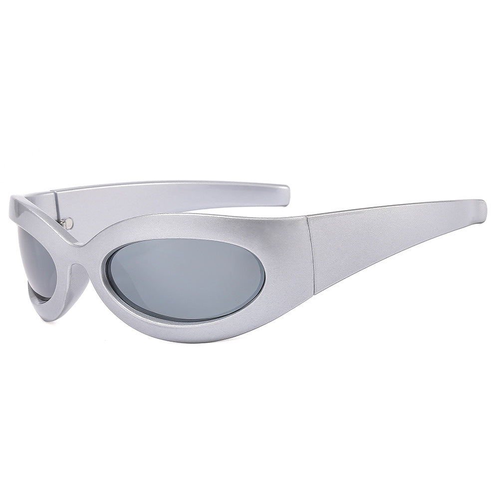 Damen modische Sonnenbrille mit ovalem Rahmen und modernem Finish Karnz