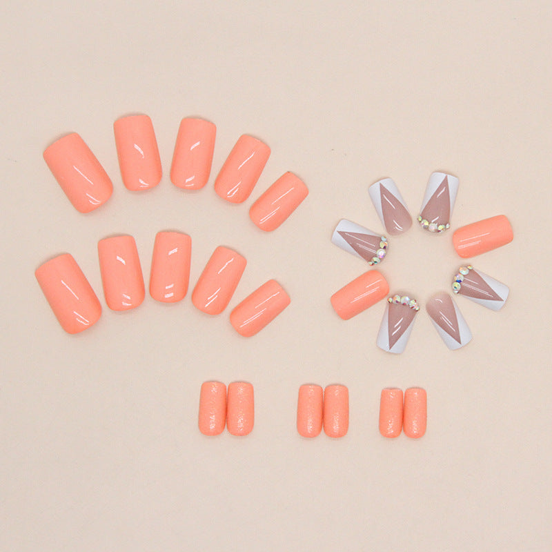 Elegante Kristallbesetzte Press-On Nageltips Karnz