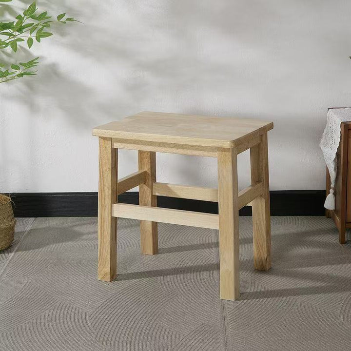 Minimalistischer Holzsitz Karnz