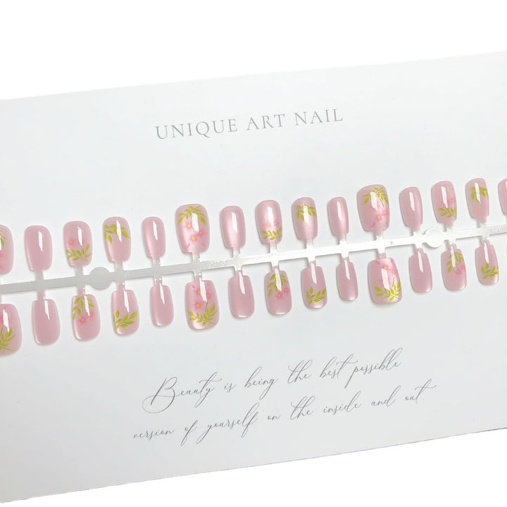 Dekorative Blumenmuster Press-On Nagelset