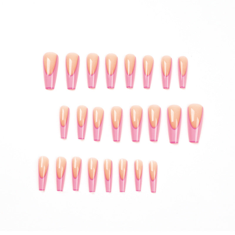 Künstliche Nagelverlängerungen mit modernem Ombre-Design Karnz