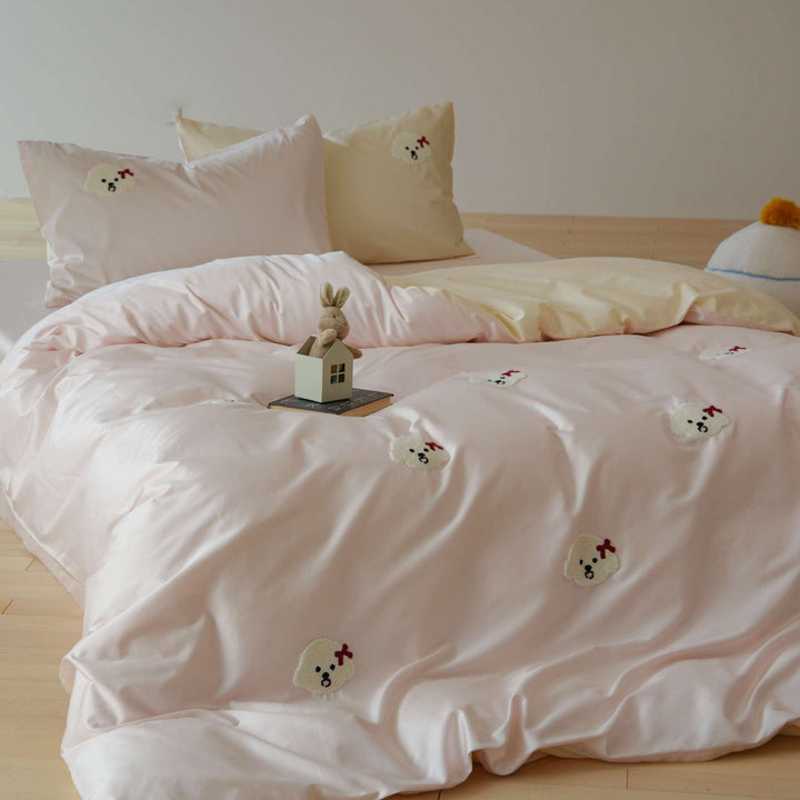 Bestickte Plüschpuppy Baumwollsatin Bettbezug Set