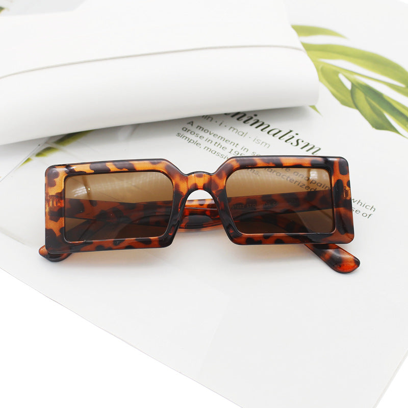 Damen moderne Oversized-Sonnenbrille Karnz